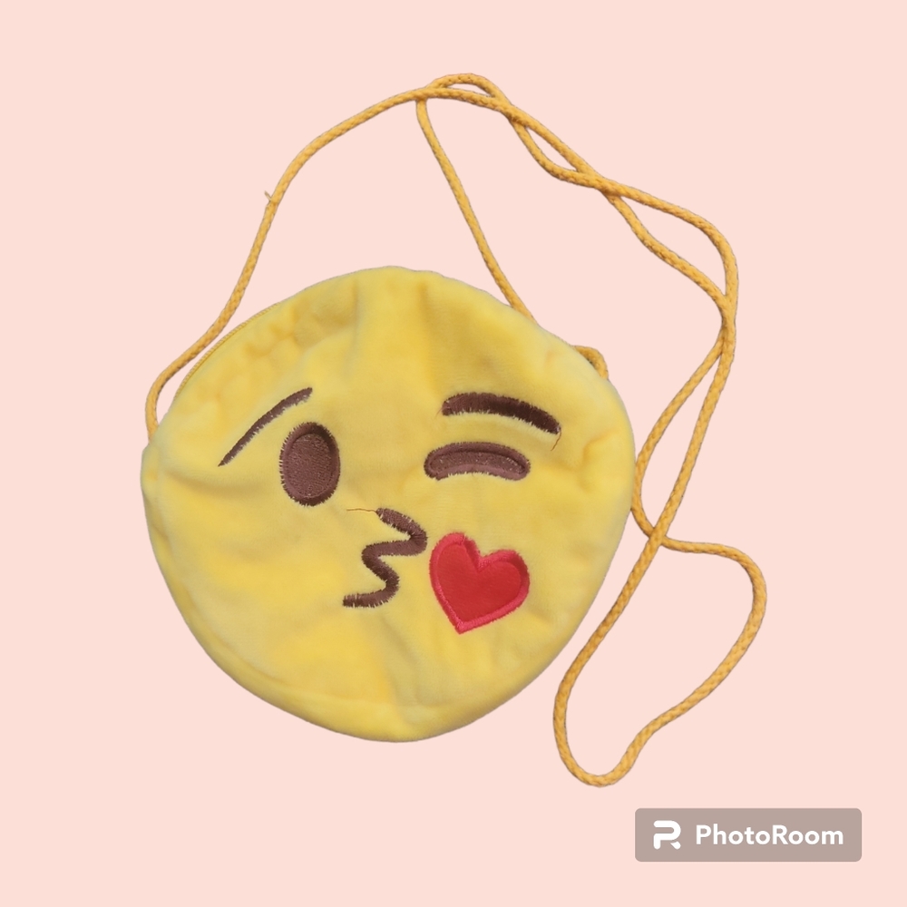 Kiss Emoji Purse